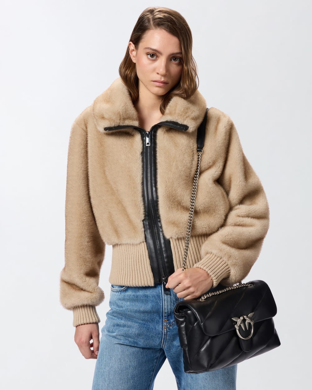 Torebka Classic Love Bag Puff od PINKO