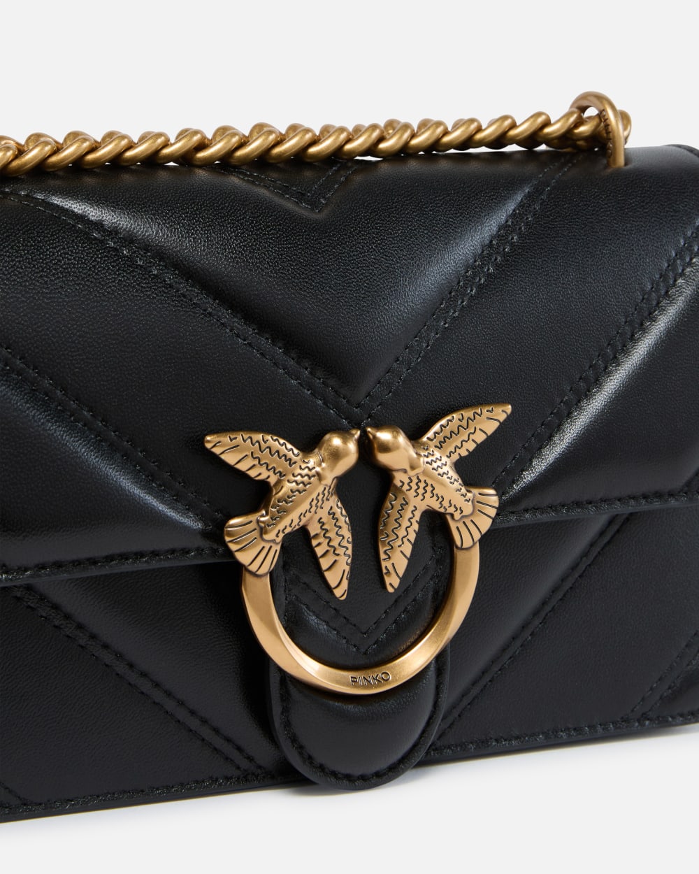 Torebka Love Bag Mini Chevron-quilted od PINKO