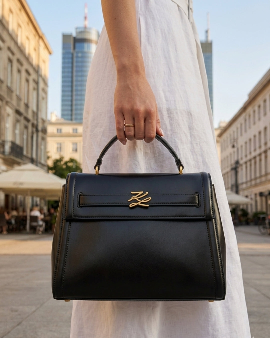 Torebka Top Handle K/AUTOGRAPH marki Karl Lagerfeld