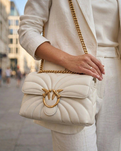 Torebka Classic Love Bag Puff Butterfly od PINKO