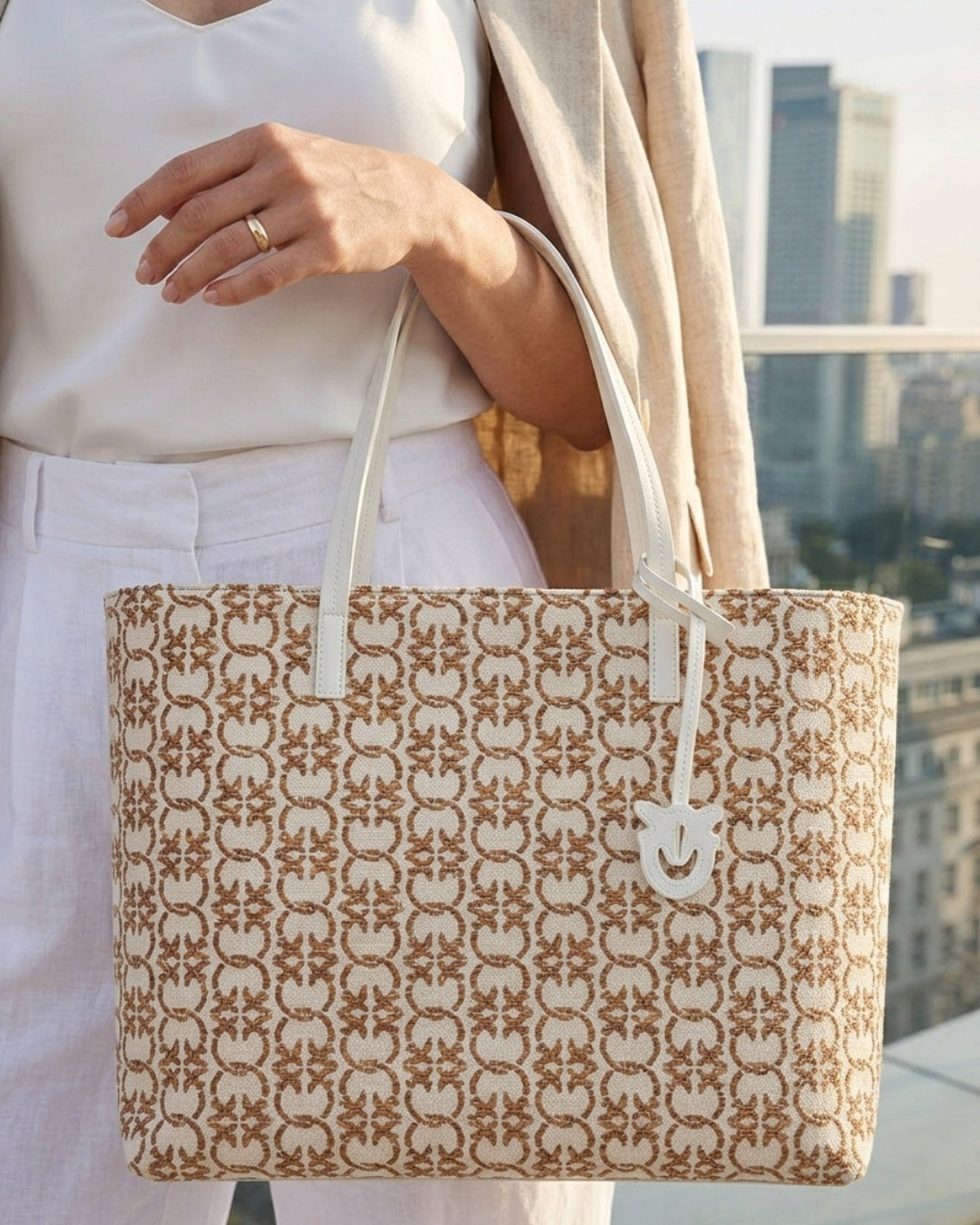 Torba Carrie Shopper od PINKO