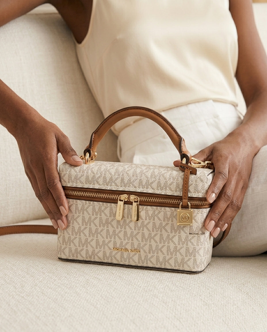 Mała torebka Jana marki Michael Kors