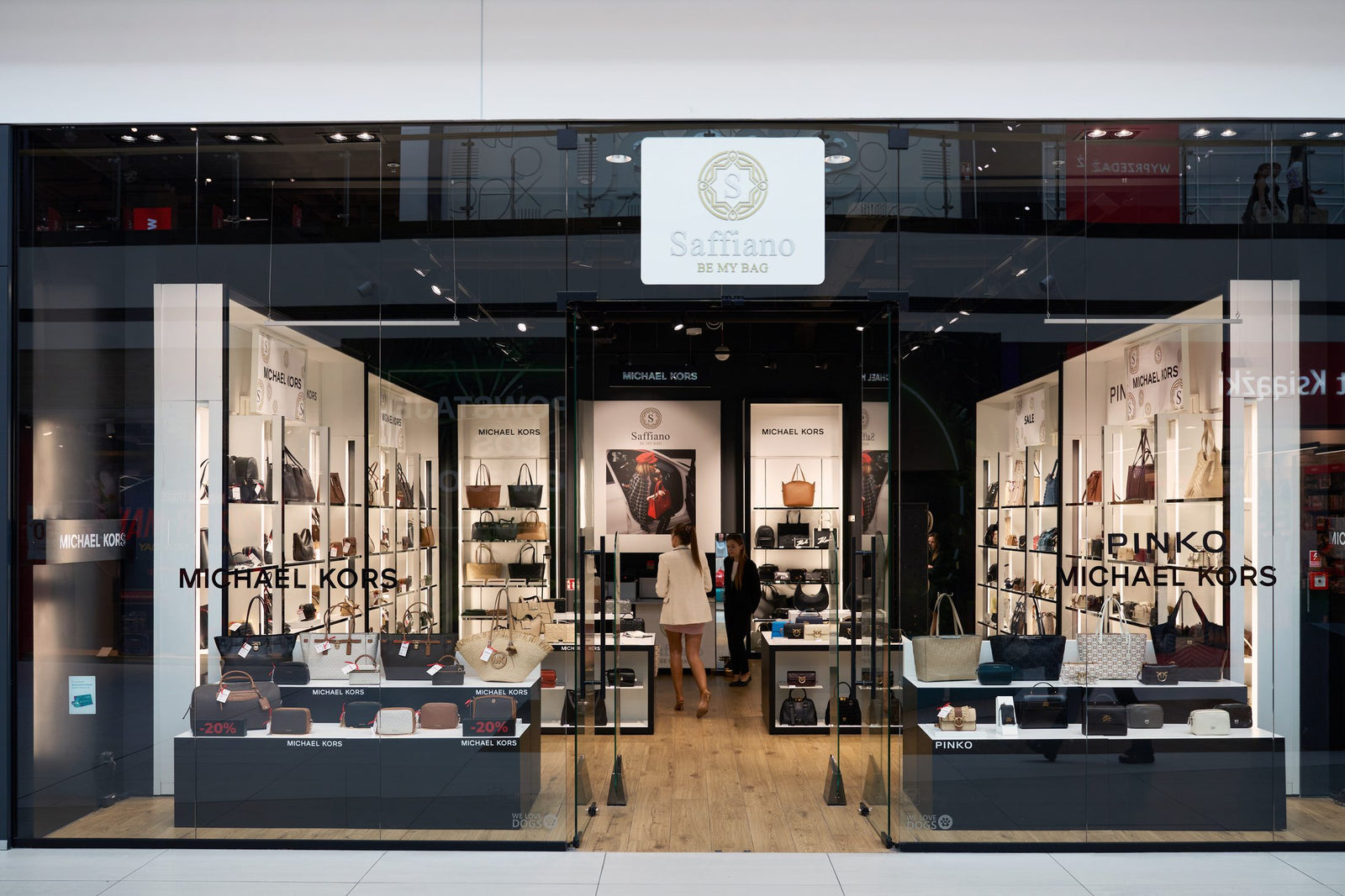 Salon Saffiano